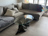 Mesas y muebles